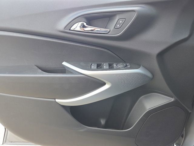 New 2026 Chevrolet Trax RS w/ Driver Confidence Package FWD image 30
