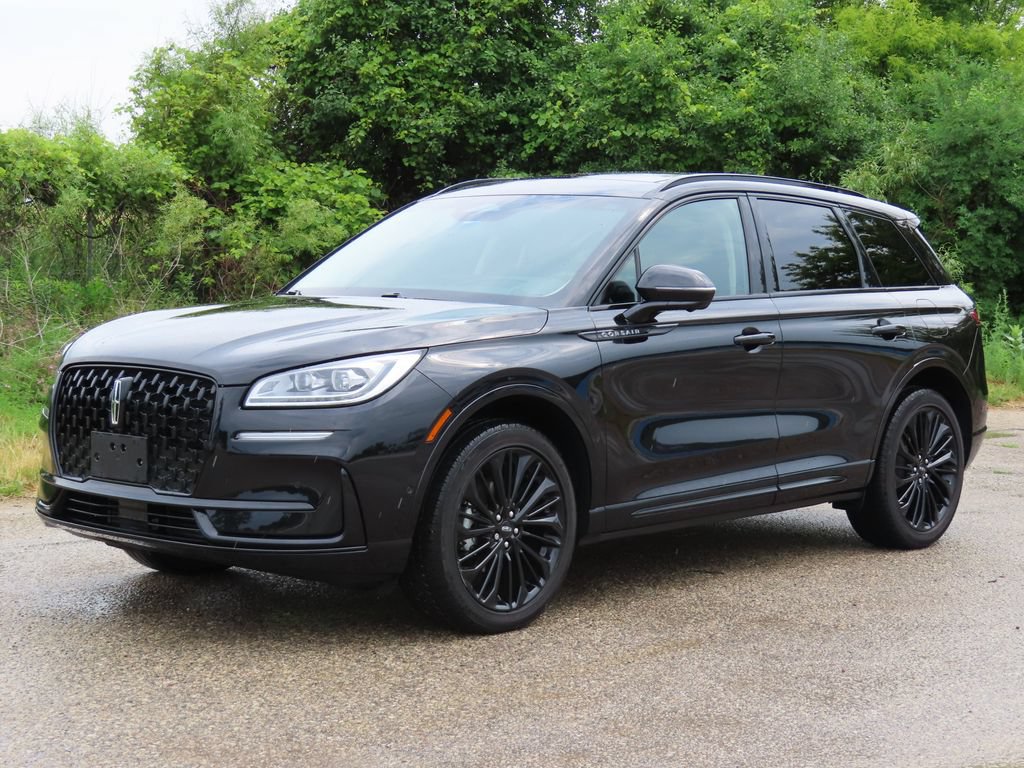 Used 2023 Lincoln Corsair Reserve w/ Equipment Group 202A AWD/4WD image 8