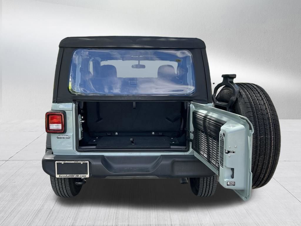 Certified 2023 Jeep Wrangler Sport AWD/4WD image 33