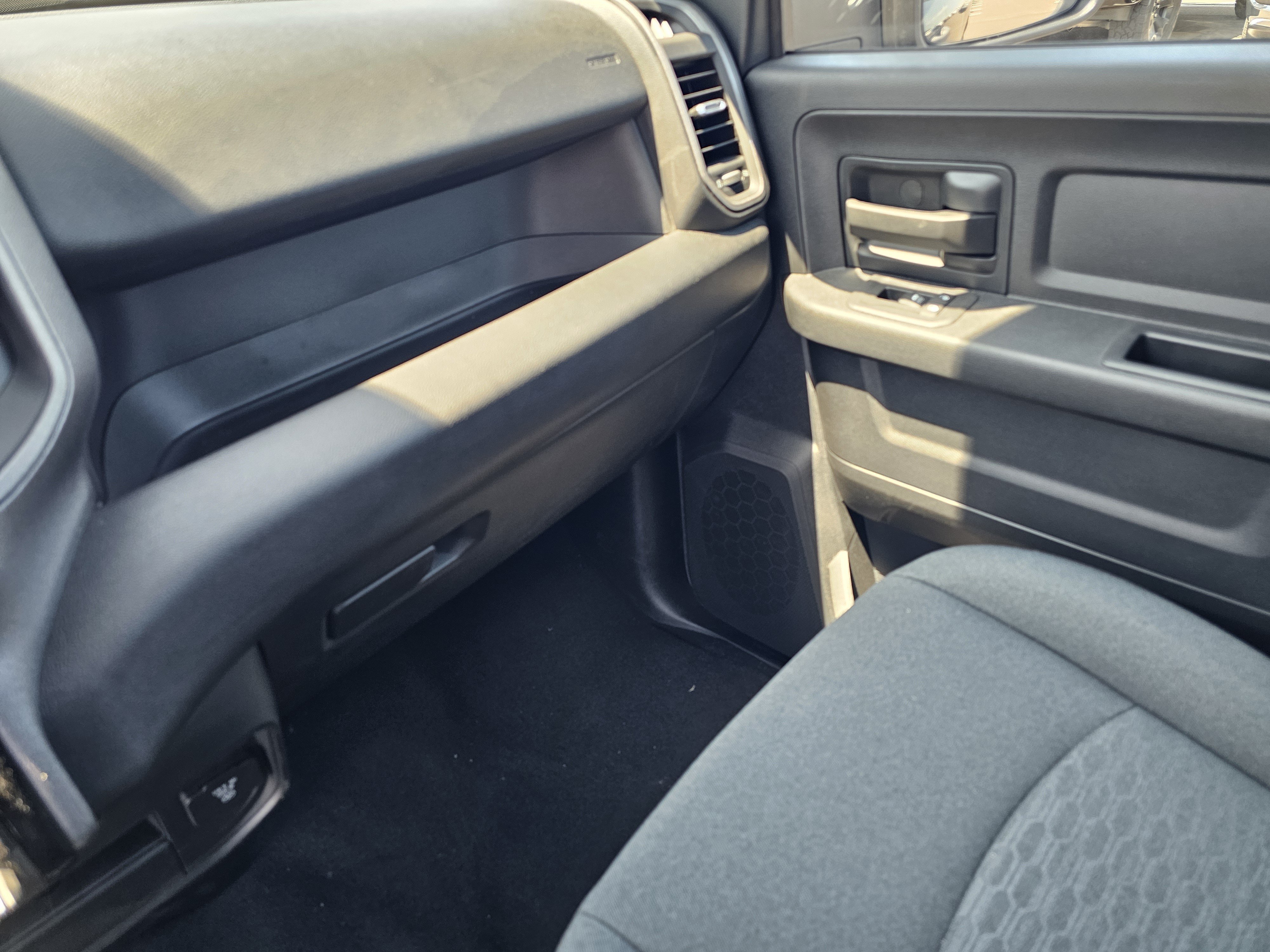 New 2025 RAM 2500 Tradesman AWD/4WD image 28