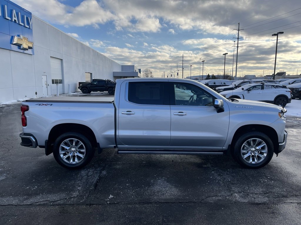 Used 2021 Chevrolet Silverado 1500 LTZ w/ Technology Package image 7
