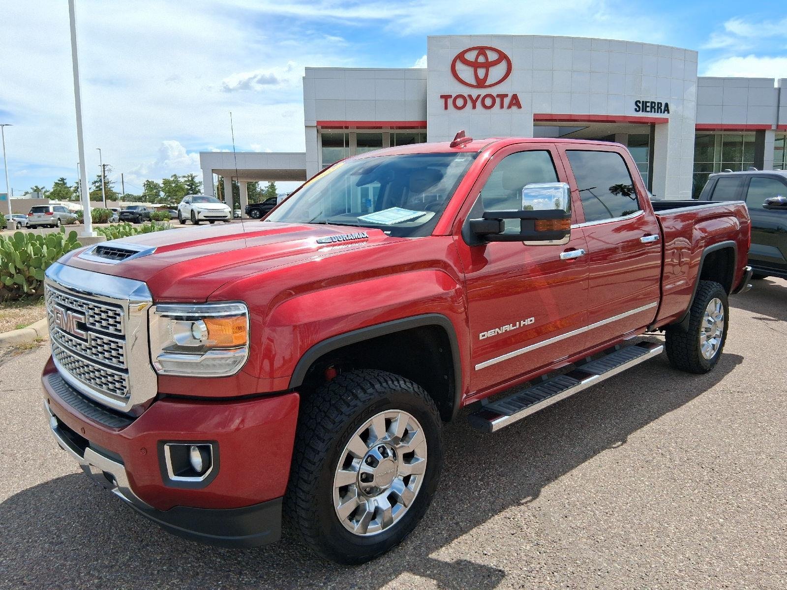 Used 2018 GMC Sierra 2500 Denali w/ Duramax Plus Package AWD/4WD video 1