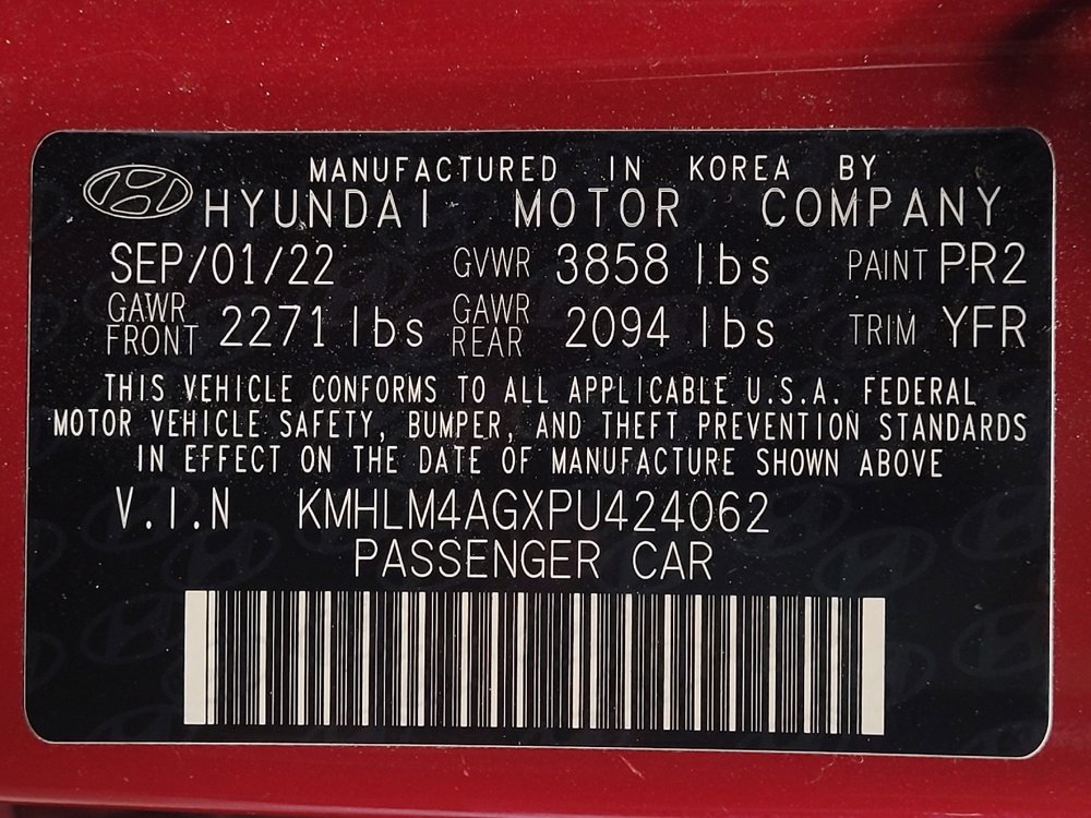 Used 2023 Hyundai Elantra SEL image 33