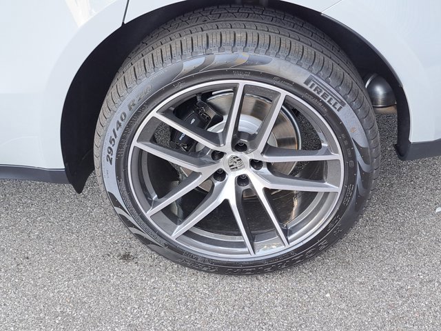 New 2026 Porsche Macan AWD/4WD image 12
