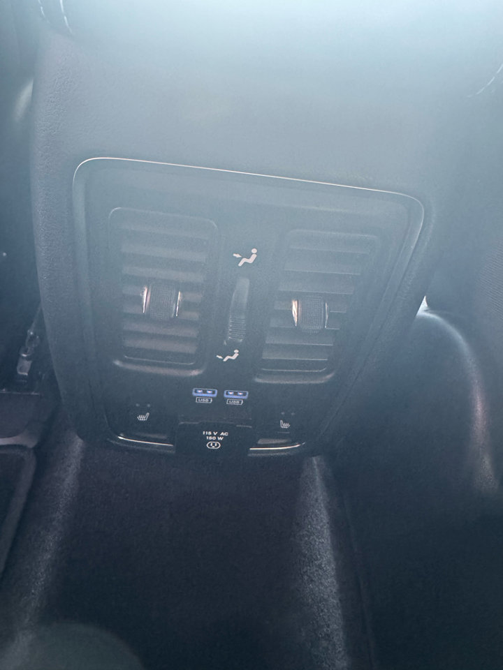 Used 2018 Dodge Durango Citadel w/ Technology Group image 18