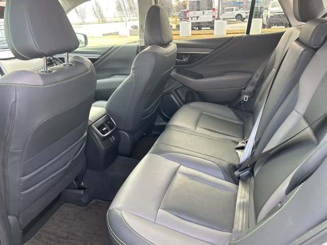 Used 2025 Subaru Outback Onyx Edition image 28