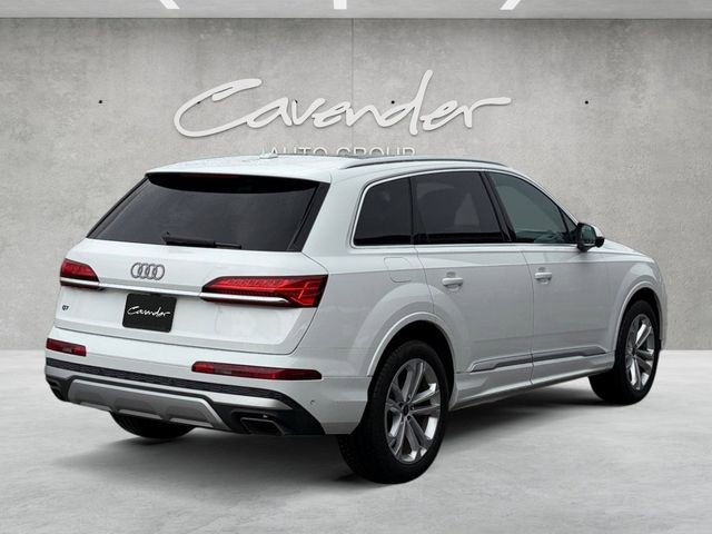 Used 2025 Audi Q7 3.0T Premium Plus image 16