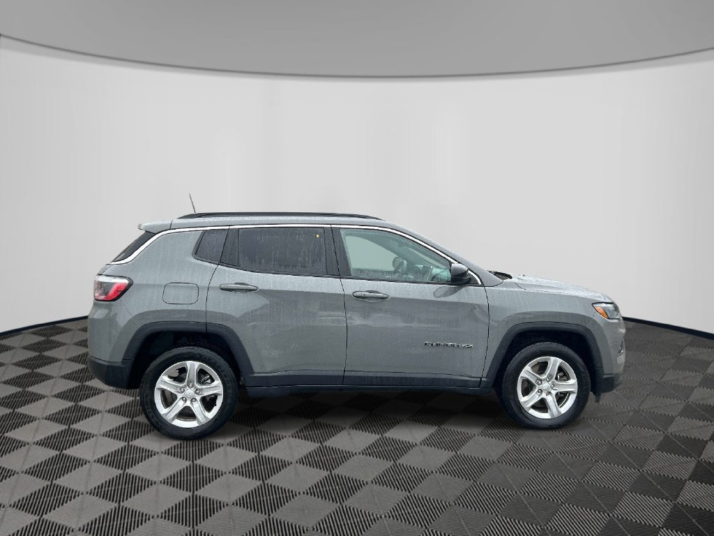 Certified 2023 Jeep Compass Latitude w/ Convenience Group AWD/4WD image 6