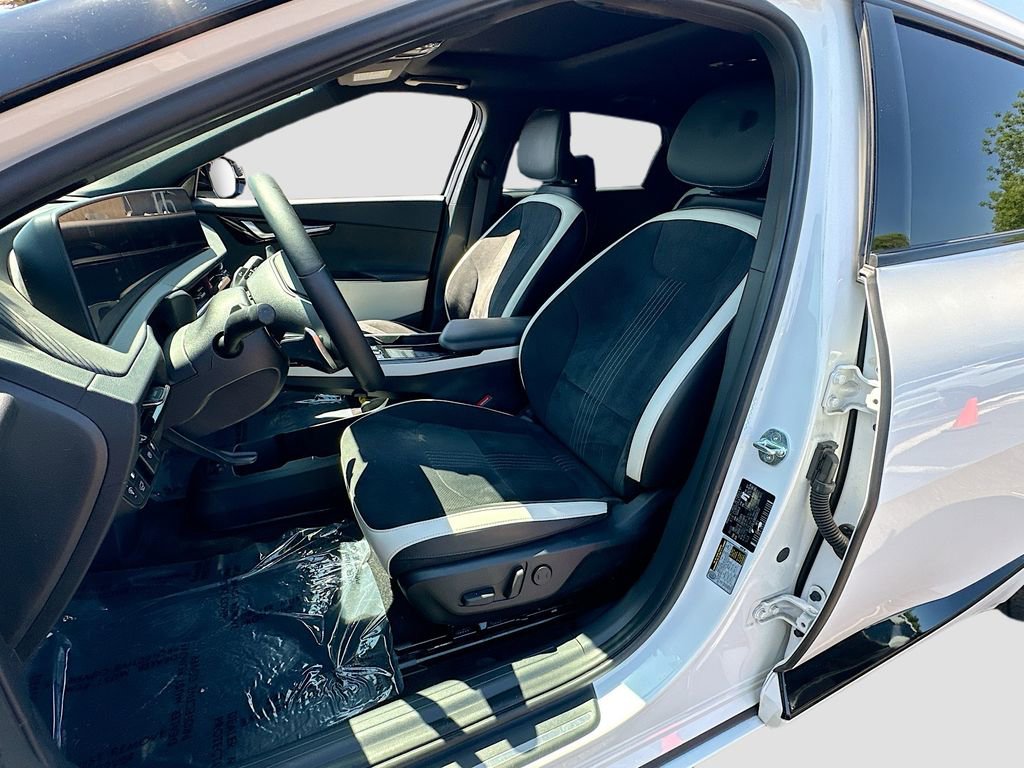 Certified 2022 Kia EV6 GT-Line w/ GT-Line Suede Seat Package RWD image 22