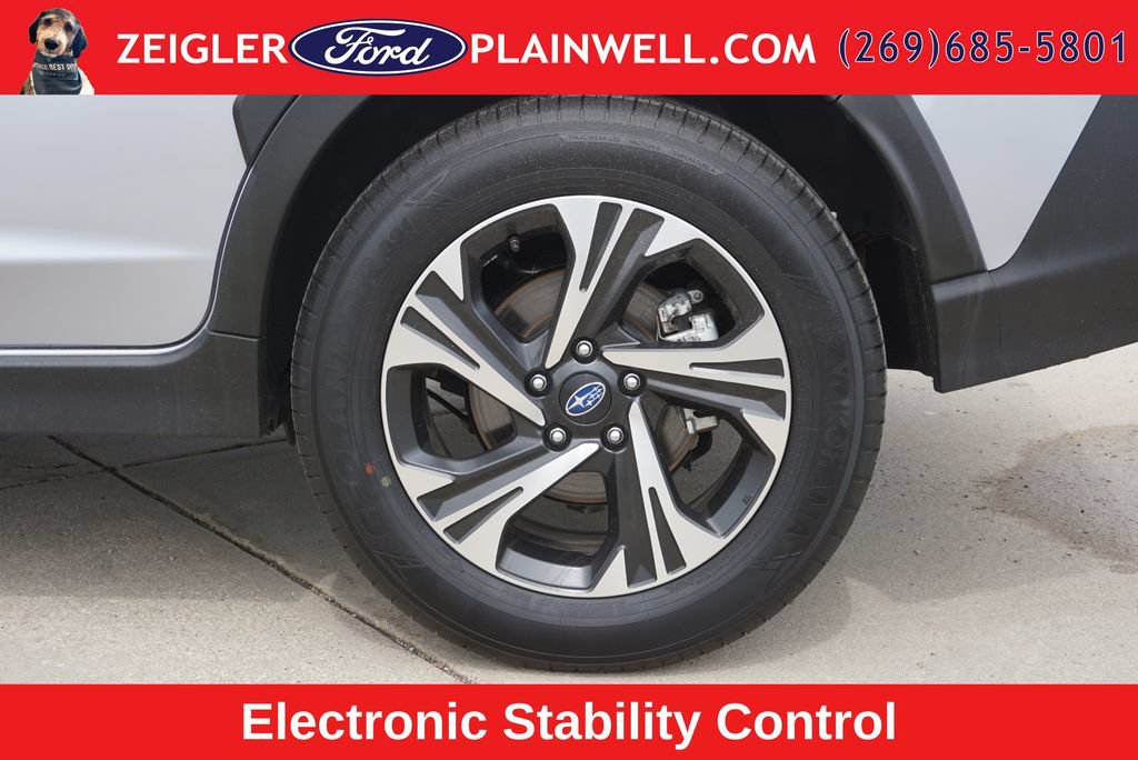 Used 2025 Subaru Crosstrek 2.5i Premium AWD/4WD image 9