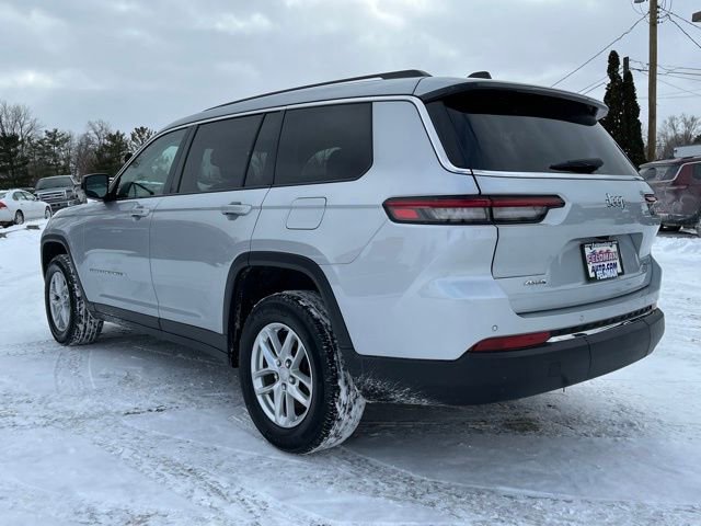 Used 2023 Jeep Grand Cherokee L Laredo AWD/4WD image 3