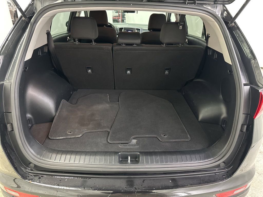Used 2019 Kia Sportage LX image 20