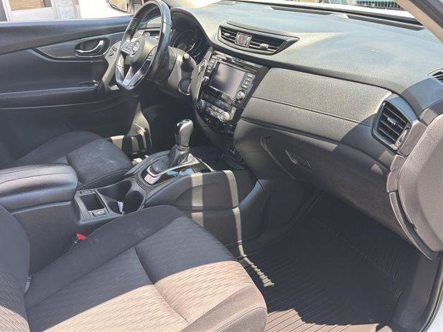 Used 2020 Nissan Rogue SV FWD image 5