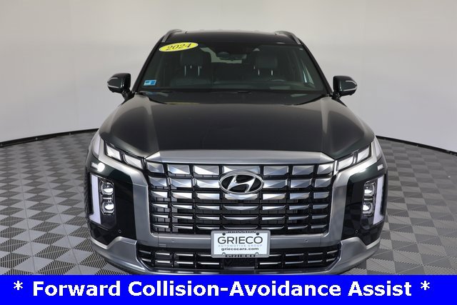 Used 2024 Hyundai Palisade Calligraphy image 3
