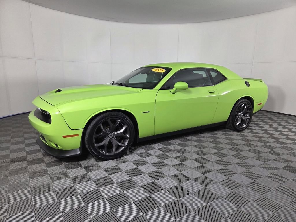 Certified 2019 Dodge Challenger R/T image 9