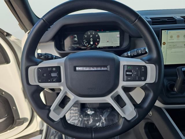 Used 2025 Land Rover Defender 110 S AWD/4WD image 22