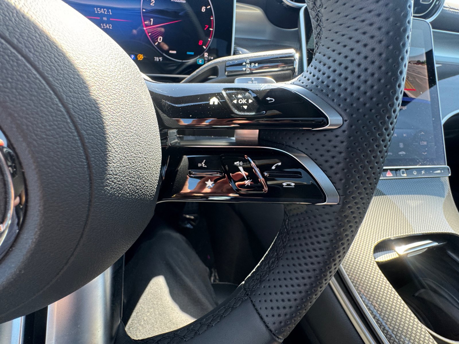 Certified 2026 Mercedes-Benz GLC 300 4MATIC image 29