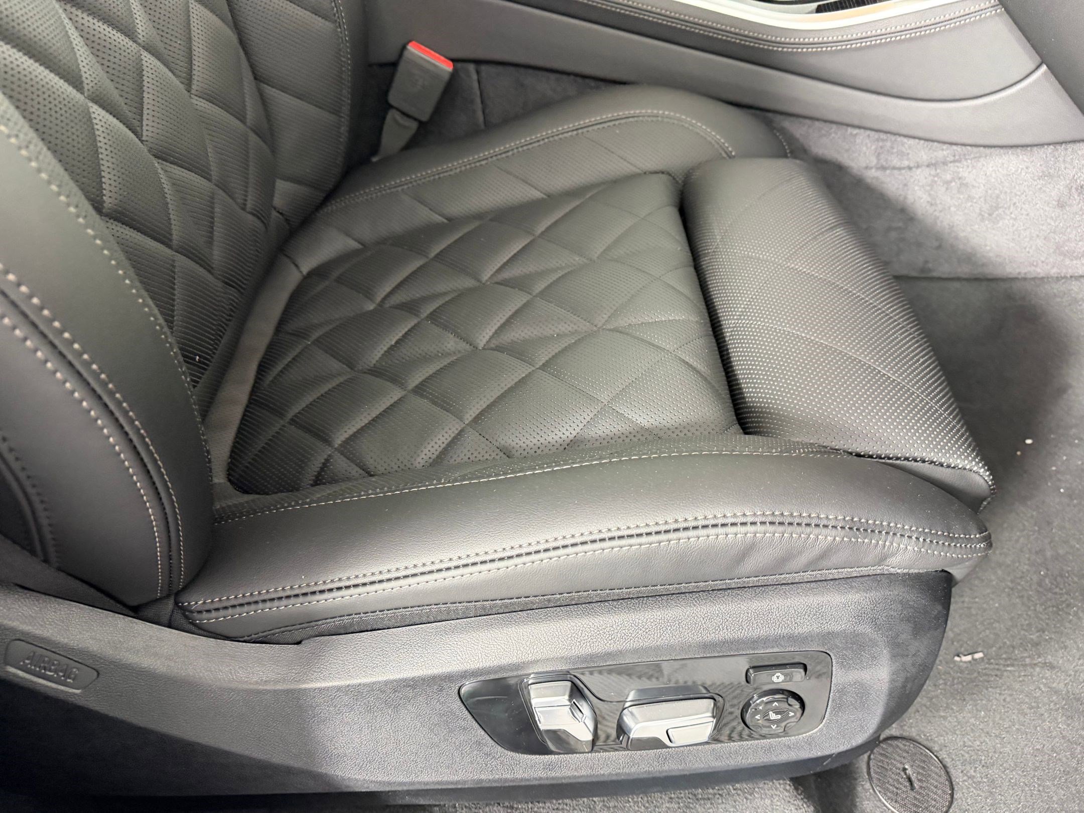 New 2026 BMW X5 sDrive40i w/ M Sport Package image 34