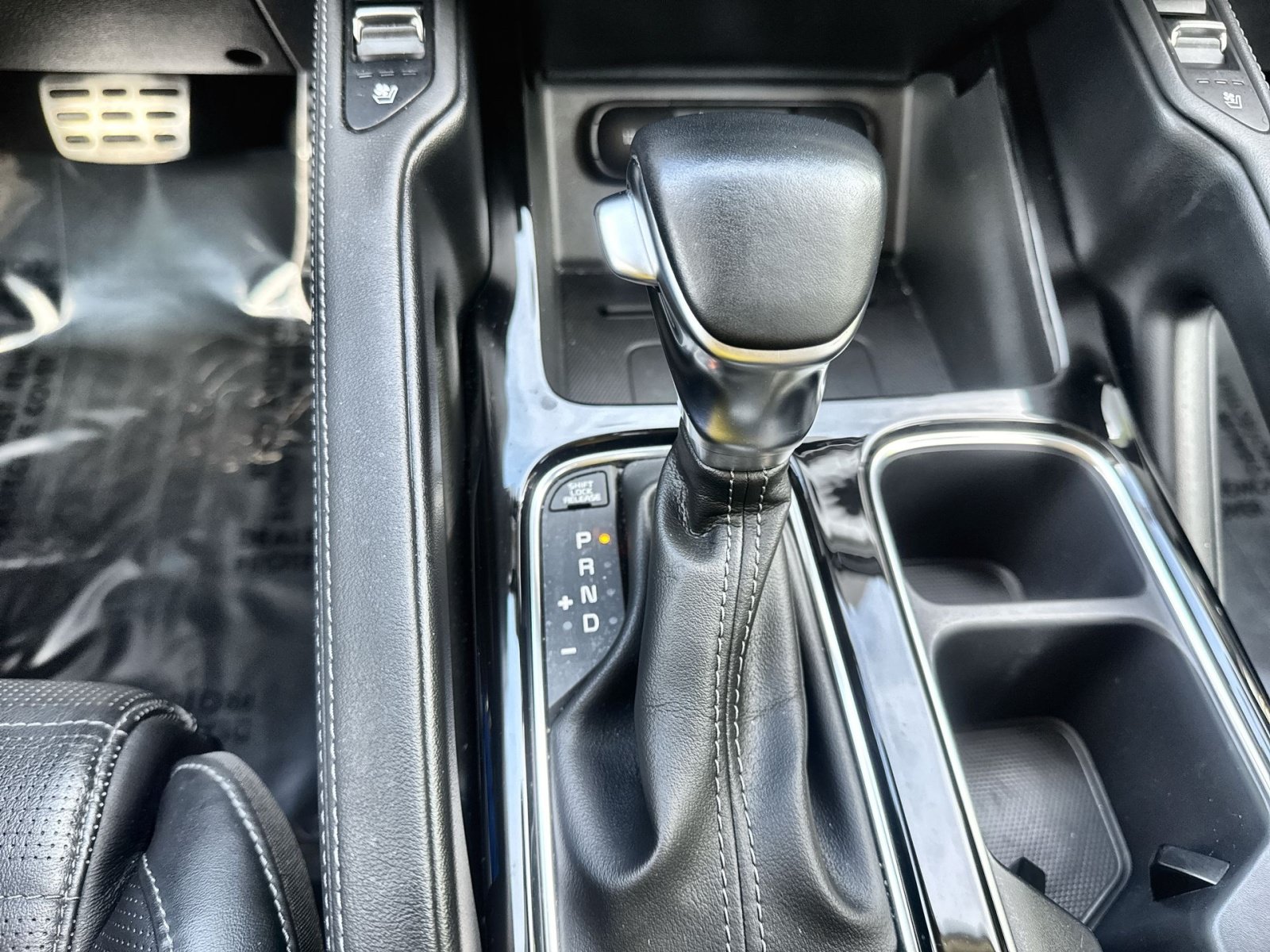 Used 2022 Kia Telluride SX w/ SX Prestige Package AWD/4WD image 22