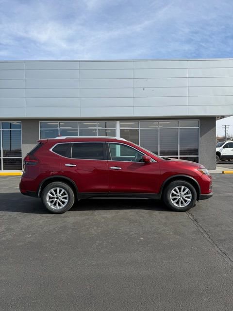 Used 2018 Nissan Rogue SV