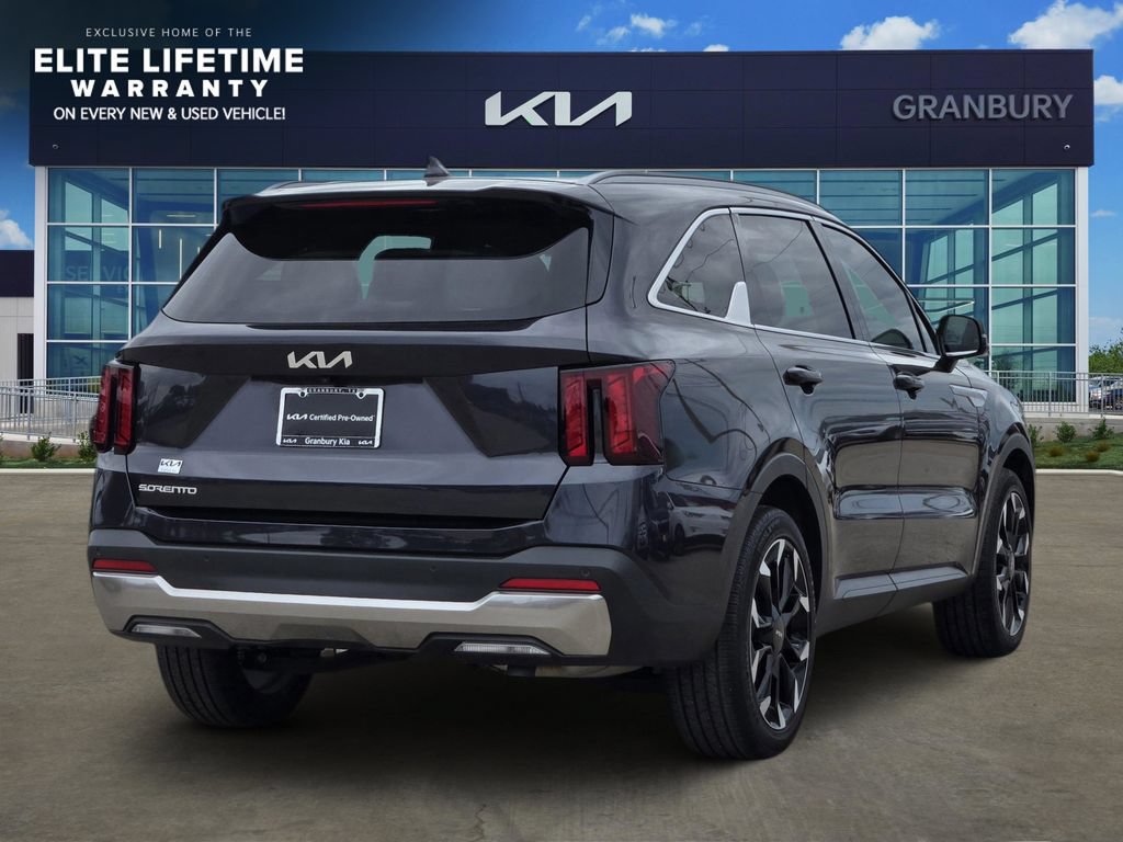 Certified 2025 Kia Sorento EX FWD image 5