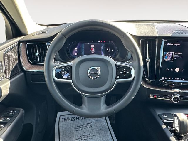 Used 2023 Volvo XC60 B5 Plus w/ Climate Package AWD/4WD image 12