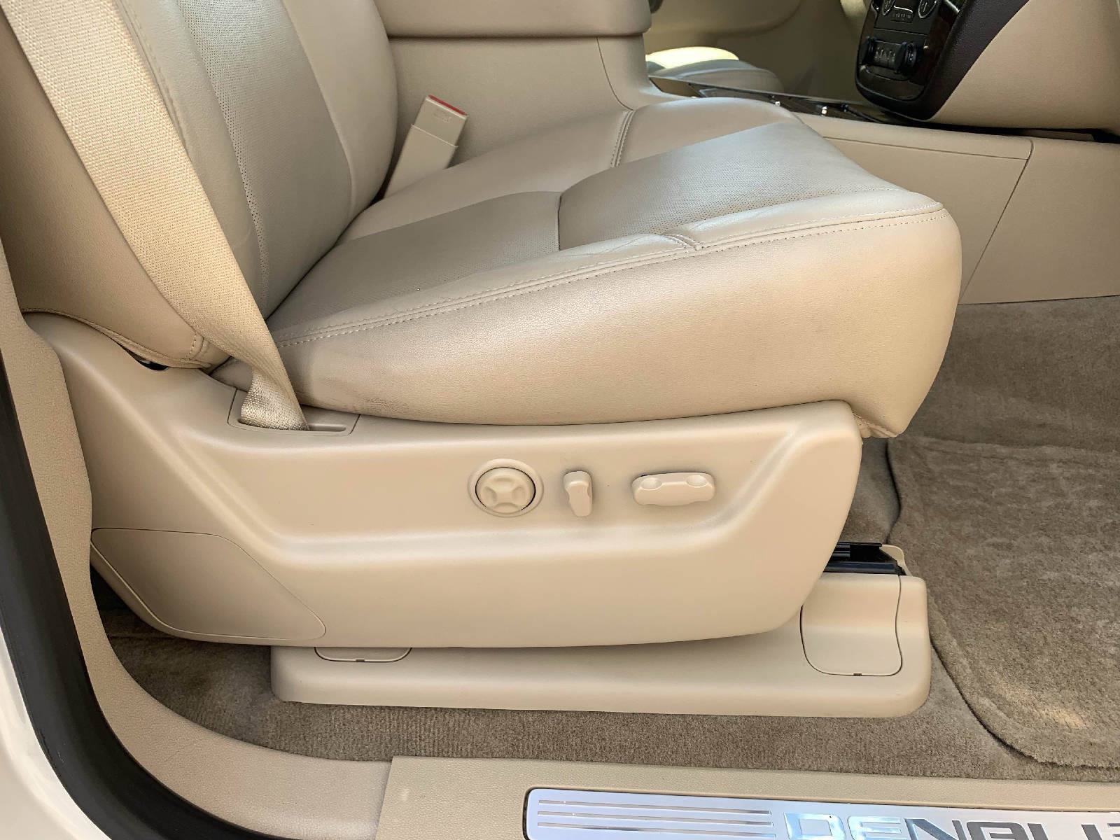 Used 2013 GMC Yukon Denali AWD/4WD image 46
