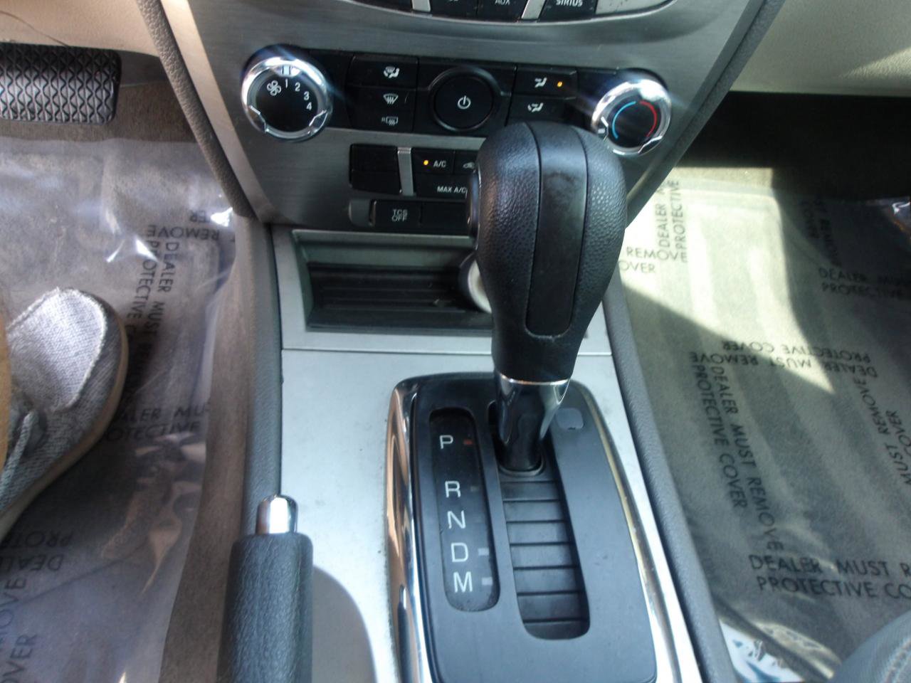 Used 2012 Ford Fusion SE FWD image 23