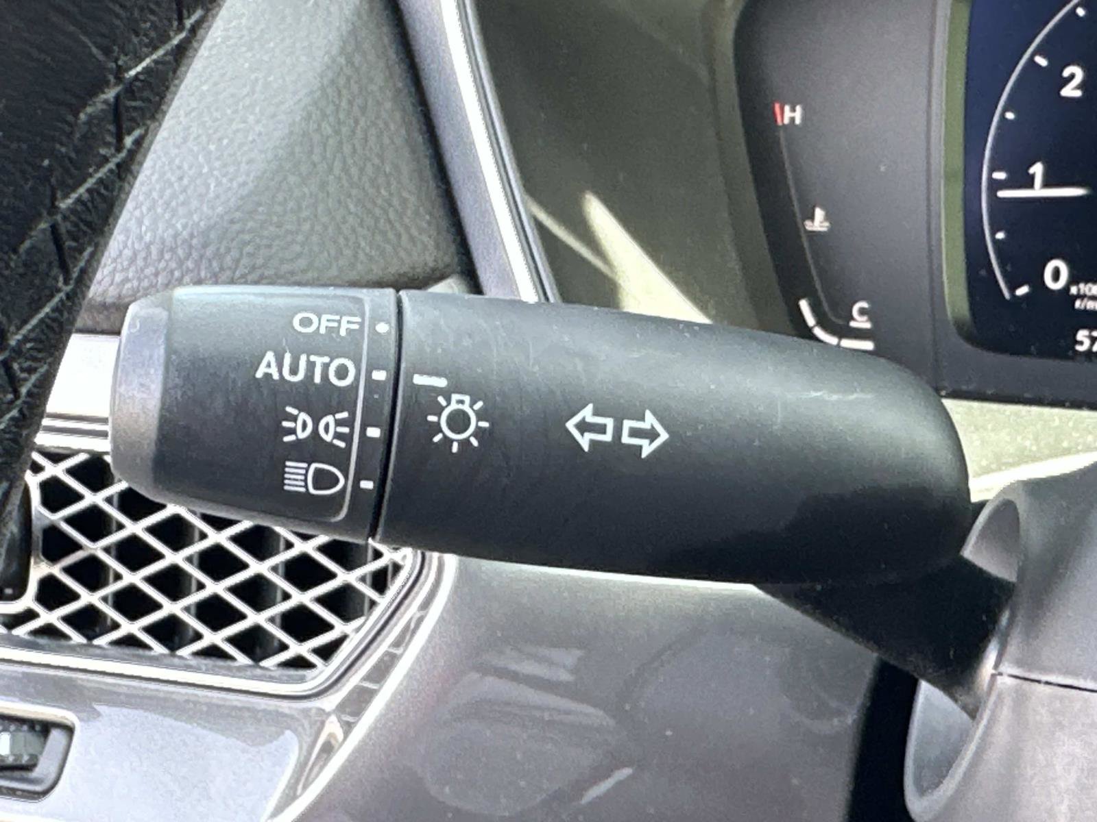 Certified 2024 Acura Integra image 28