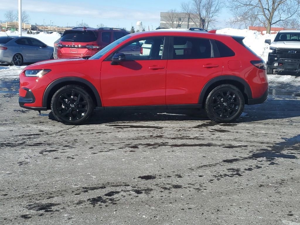 Certified 2025 Honda HR-V Sport image 4