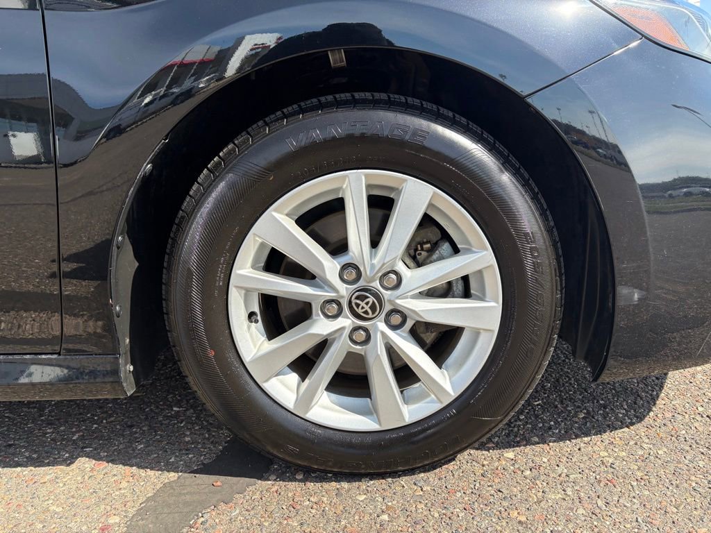 Certified 2025 Toyota Camry LE FWD image 9