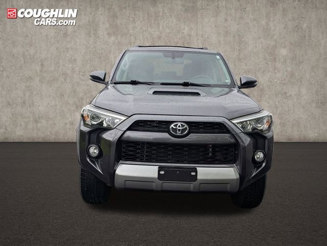 Used 2019 Toyota 4Runner TRD Off-Road Premium AWD/4WD image 2