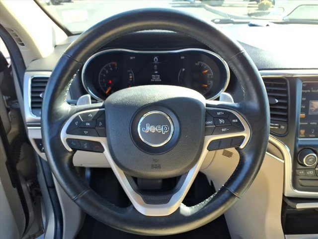 Used 2014 Jeep Grand Cherokee Limited w/ Trailer Tow Group IV image 21