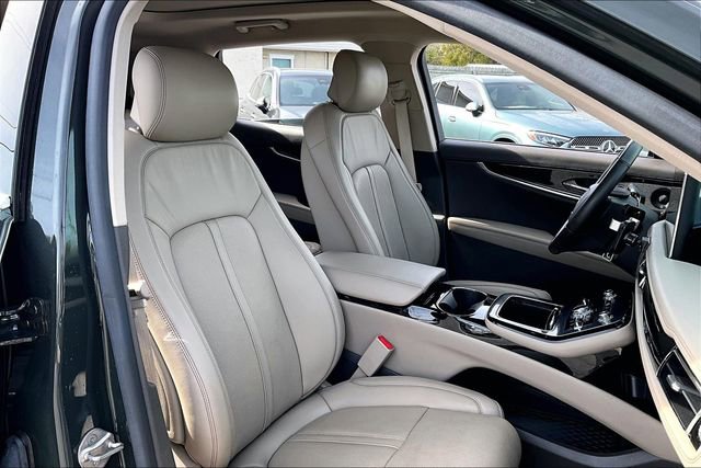 Used 2023 Lincoln Nautilus Reserve w/ Equipment Group 201A image 30