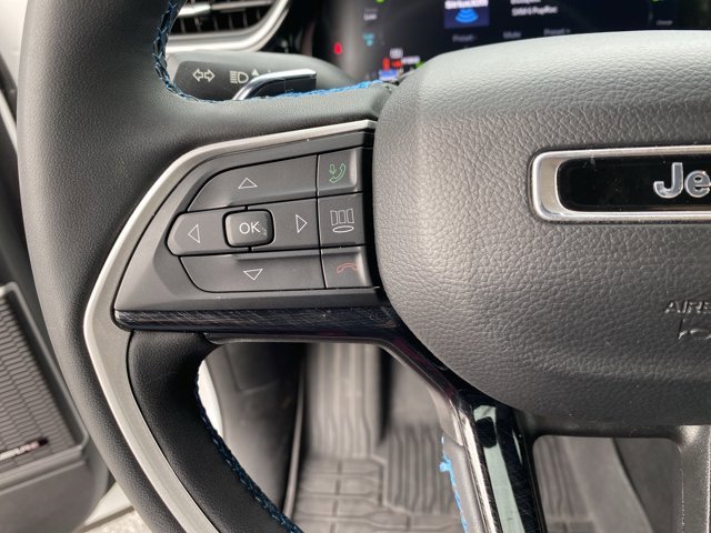 Used 2022 Jeep Grand Cherokee Trailhawk w/ Advanced Protech Group II image 43