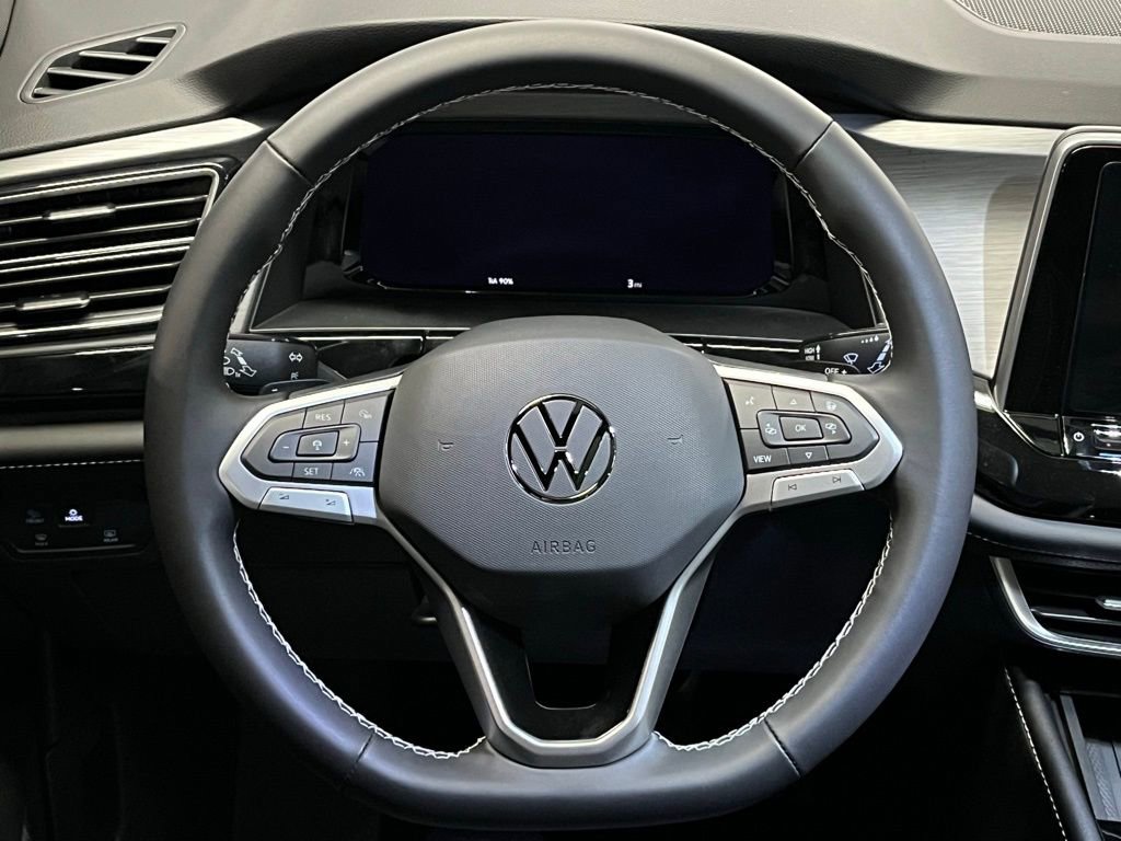 New 2026 Volkswagen Atlas Cross Sport SE image 9