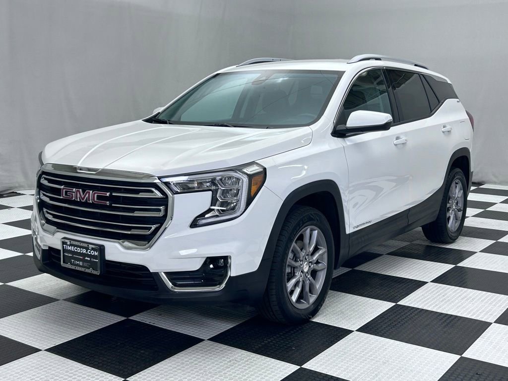 Used 2023 GMC Terrain SLT image 4