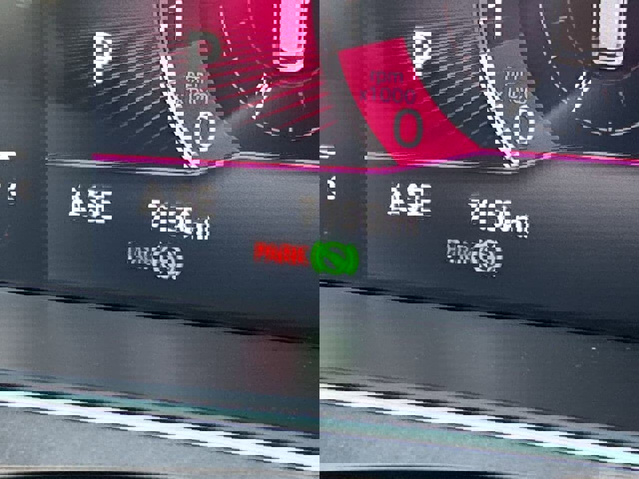 Certified 2024 Volkswagen Tiguan SE R-Line FWD image 29