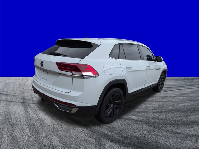 Used 2022 Volkswagen Atlas Cross Sport SE w/ Black Wheel Package FWD image 4