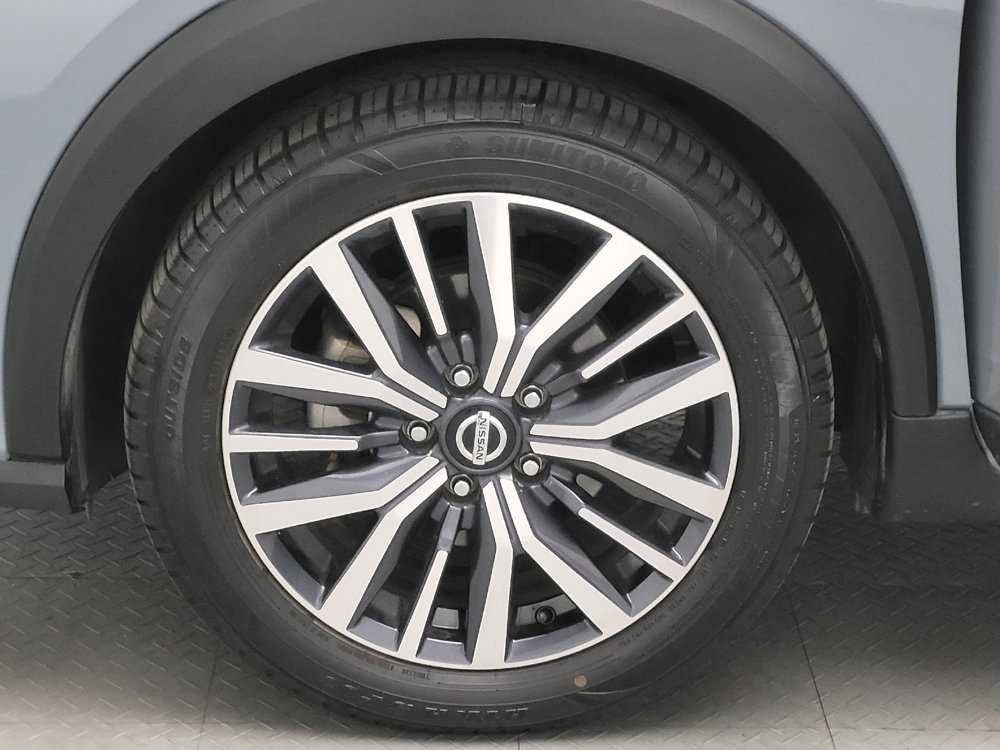 Used 2021 Nissan Kicks SV image 31