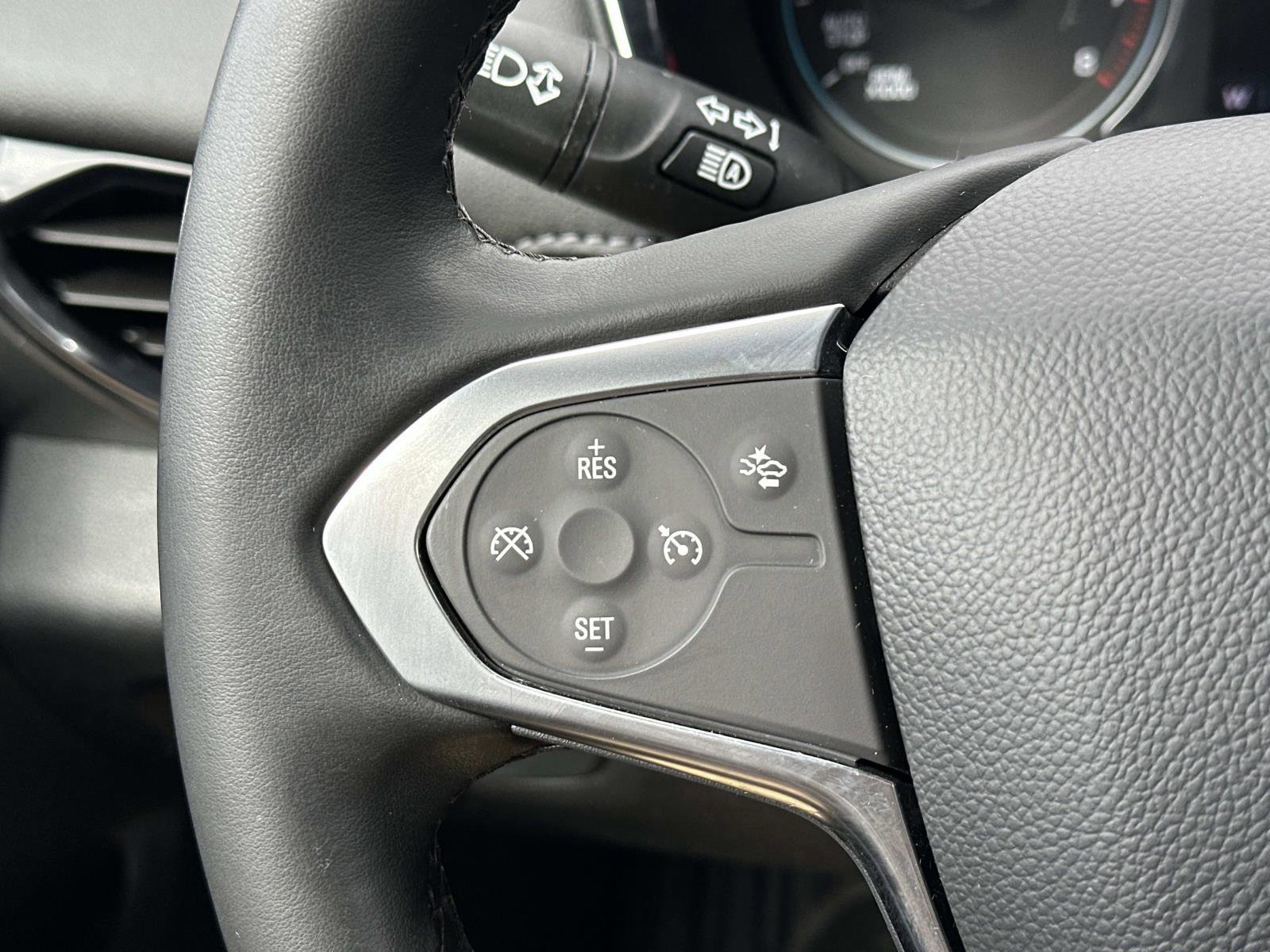 Certified 2023 Chevrolet Traverse LT AWD/4WD image 22