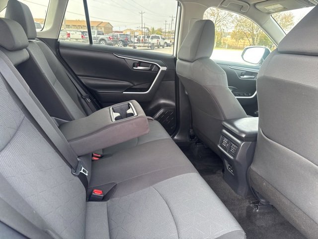Used 2025 Toyota RAV4 XLE image 15