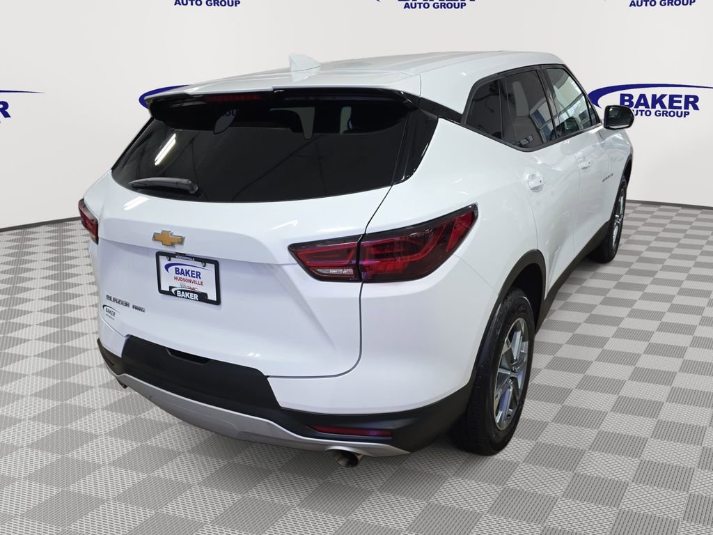 Certified 2025 Chevrolet Blazer LT AWD/4WD image 5