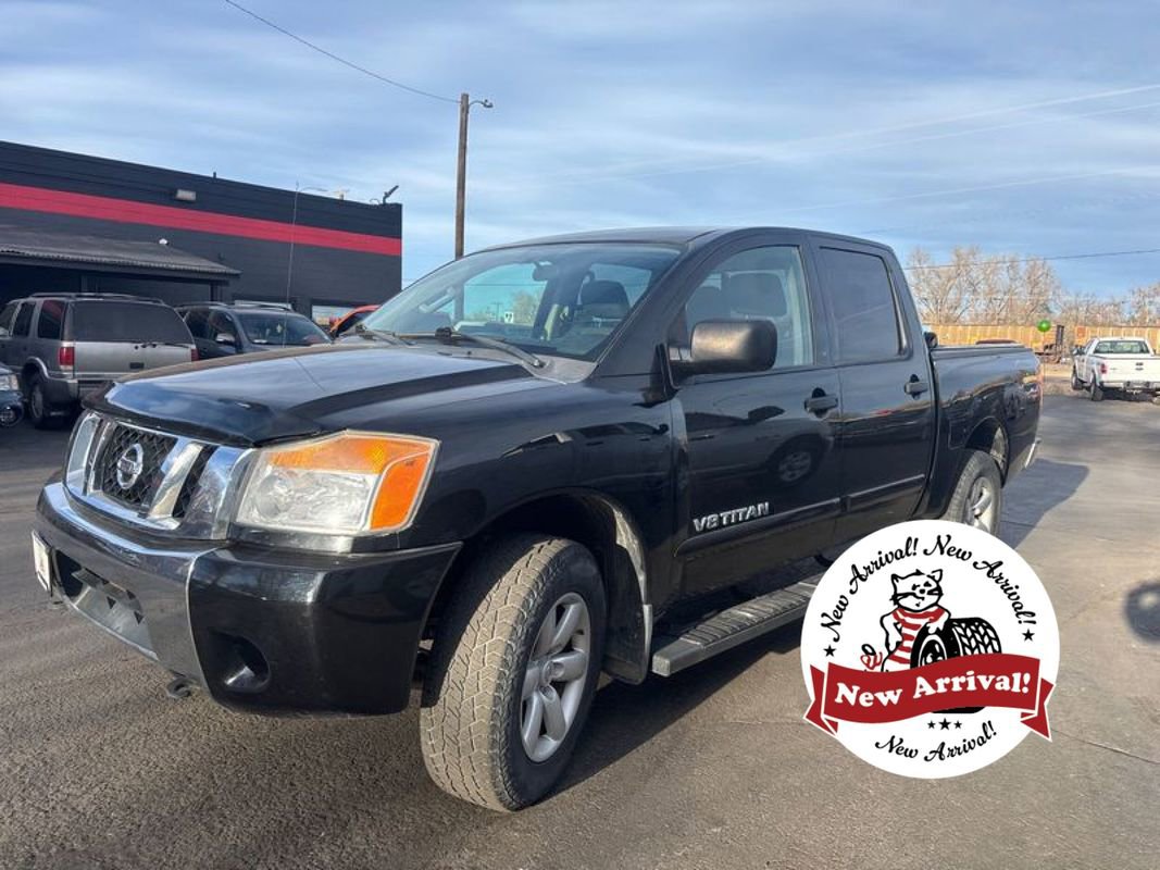 Used 2012 Nissan Titan SV w/ Tow Pkg