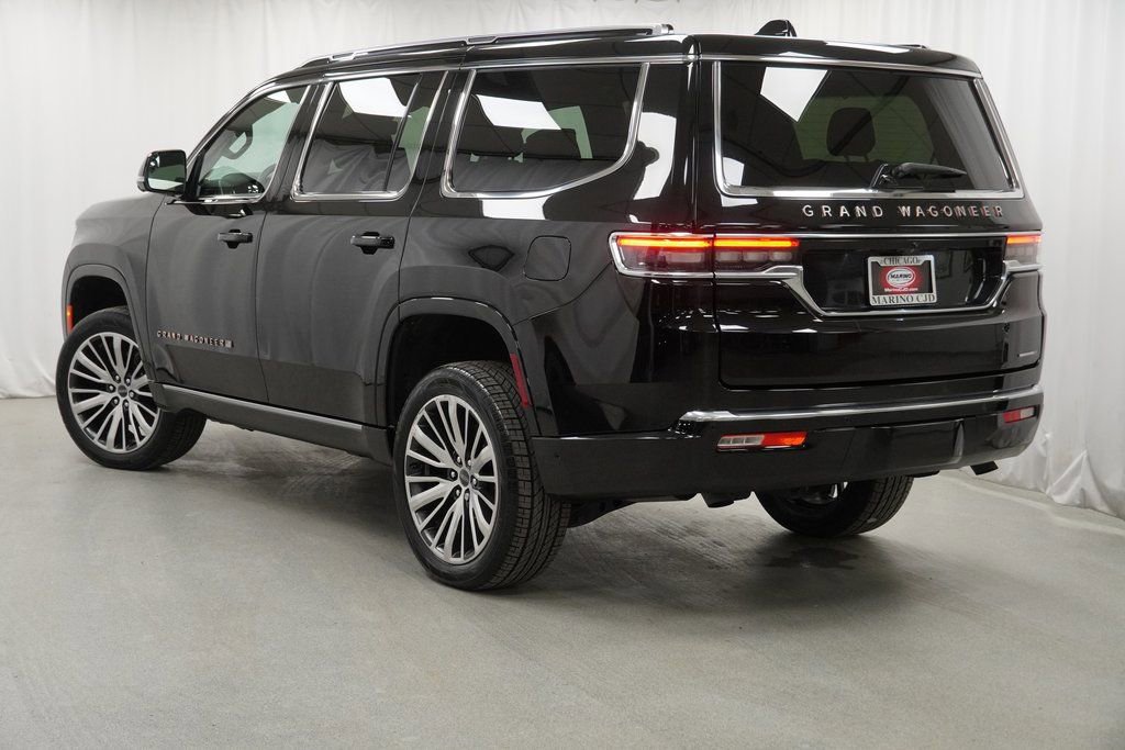 Certified 2024 Jeep Grand Wagoneer Series III w/ Rear Seat Video Group 1 image 16