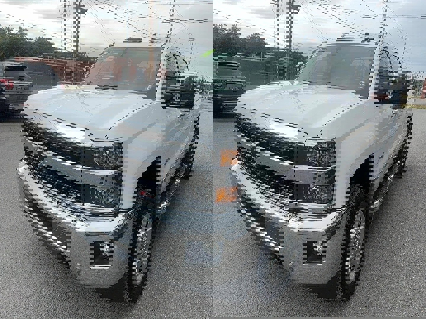 Used 2018 Chevrolet Silverado 2500 LTZ w/ Vortec Plus Package image 3