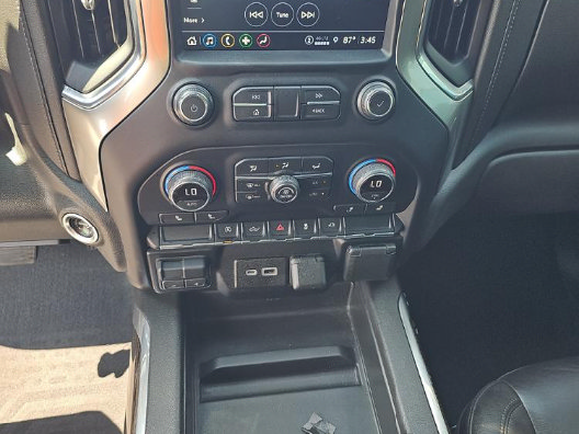 Used 2021 Chevrolet Silverado 1500 RST w/ Convenience Package II AWD/4WD image 7