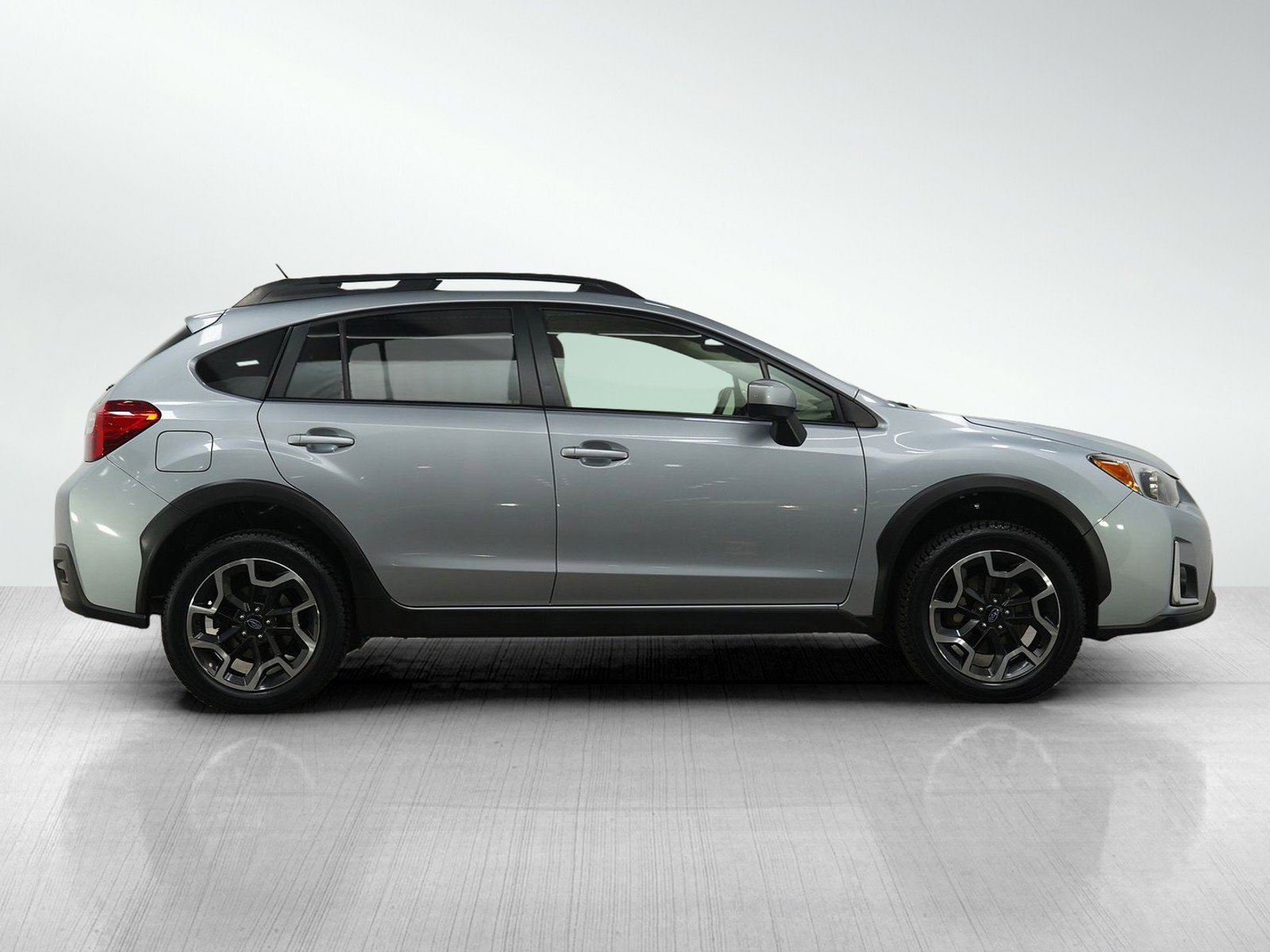 Used 2016 Subaru Crosstrek 2.0i Premium image 6