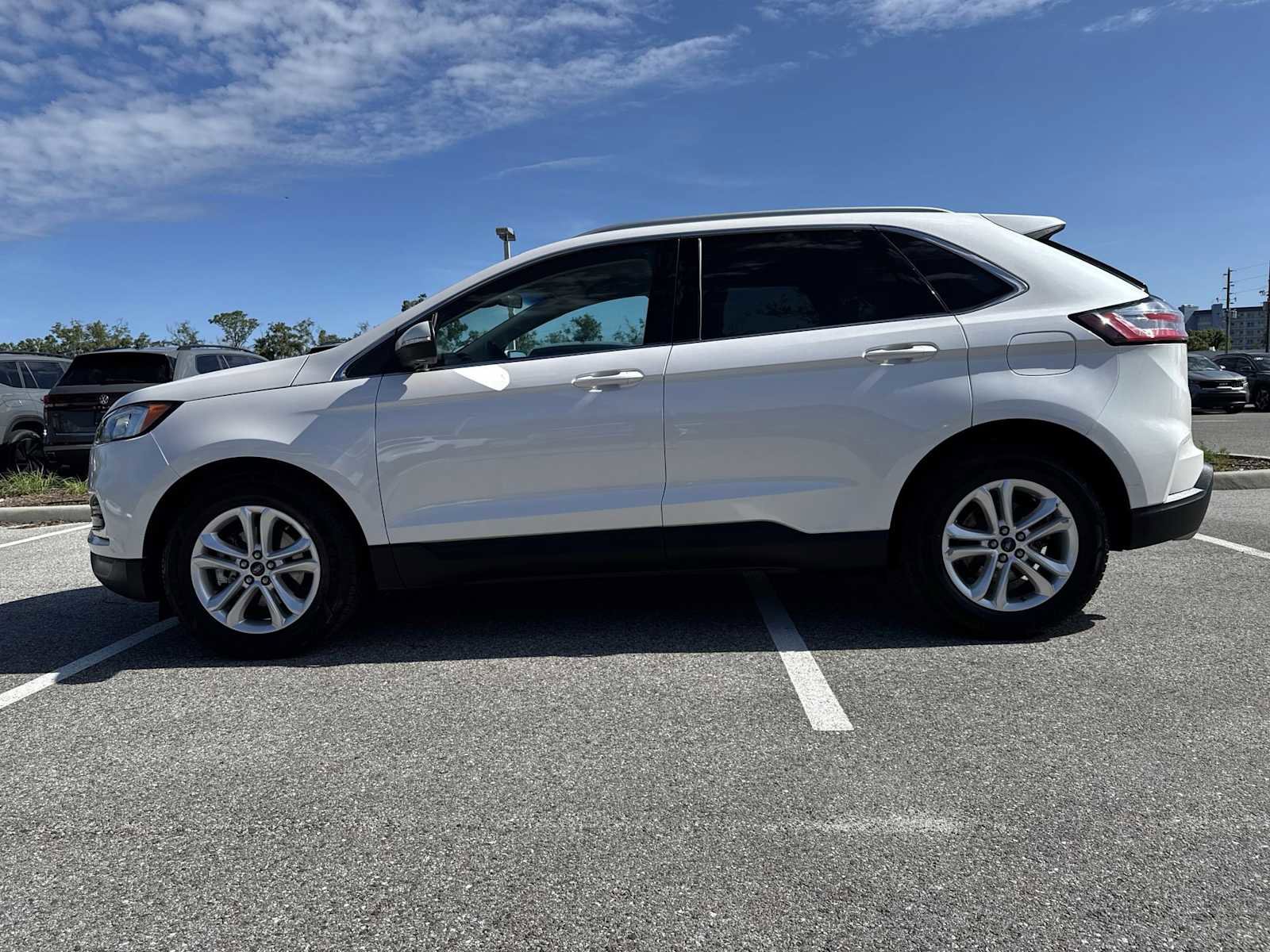Used 2019 Ford Edge SEL w/ Equipment Group 201A FWD image 3