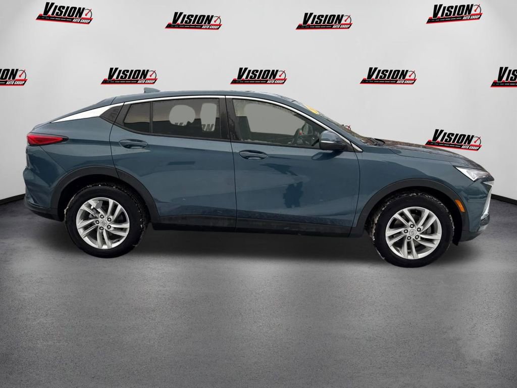 Used 2024 Buick Envista Preferred image 4